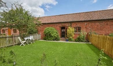 Manor Farm Stables - Till Barn