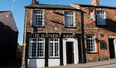 The Joiner’s Arms