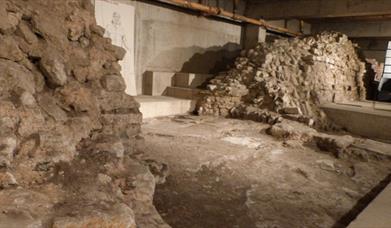 Roman Posterngate